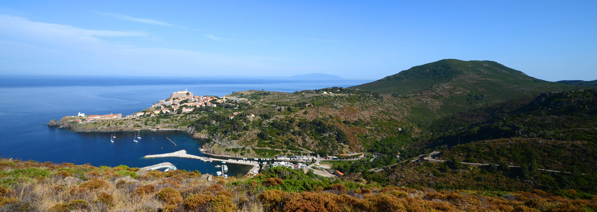 Isola di Capraia: Tra natura, profumi e sapori Isola di Capraia: Tra natura, profumi e sapori