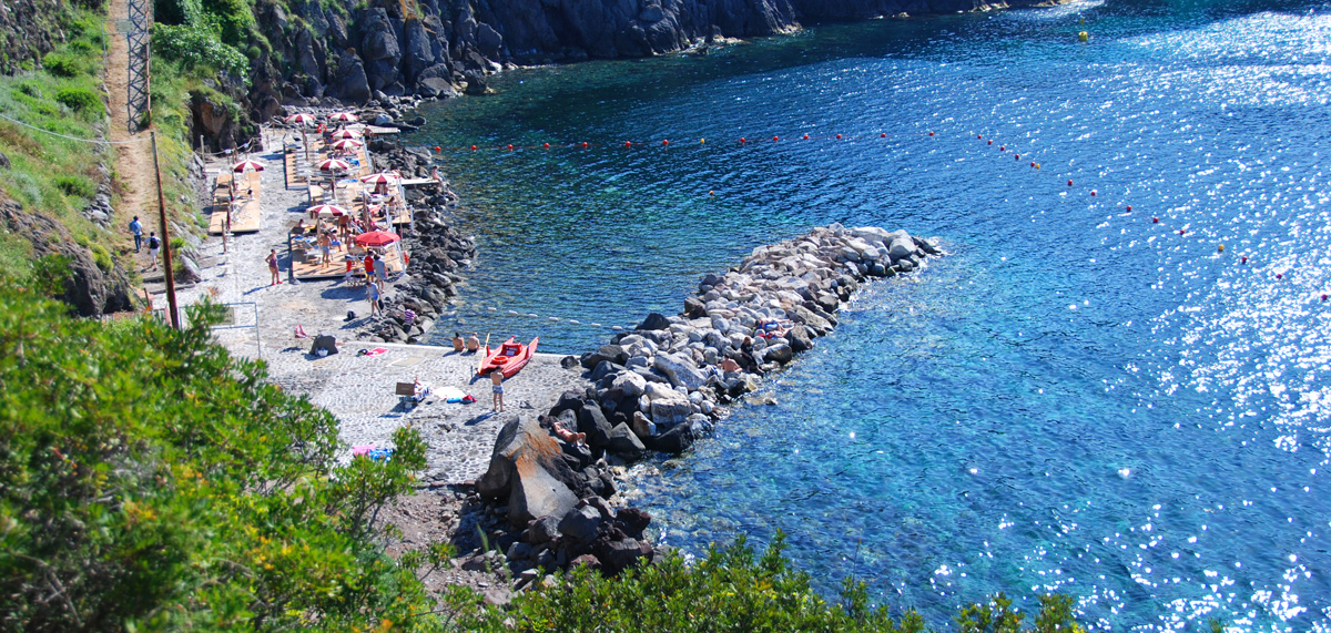 Isola di Capraia: La Grotta Isola di Capraia: La Grotta